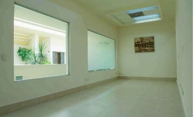 Oficina en renta de 105 m² en San Pedro Garza Garcia