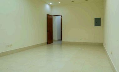 Oficina en renta de 105 m² en San Pedro Garza Garcia