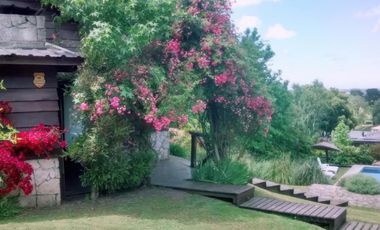 Cabañas en venta - 5 Dormitorios 4 Baños - 1.200Mts2 - Sierra de Los Padres