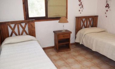 Cabañas en venta - 5 Dormitorios 4 Baños - 1.200Mts2 - Sierra de Los Padres