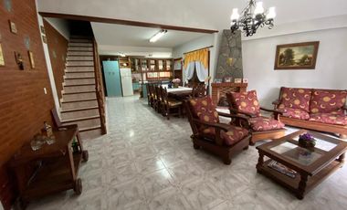 Casa en venta en Barrio San Rafael  de 5 ambientes - Mar De Ajo