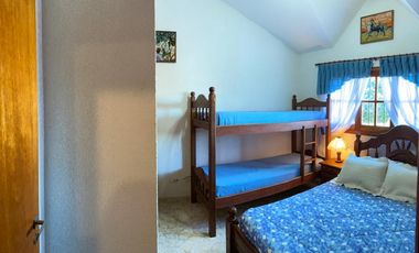 Casa en venta en Barrio San Rafael  de 5 ambientes - Mar De Ajo