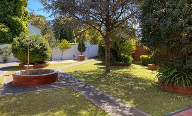 Casa en venta en Barrio San Rafael  de 5 ambientes - Mar De Ajo