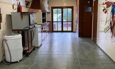 Casa en venta en Barrio San Rafael  de 5 ambientes - Mar De Ajo