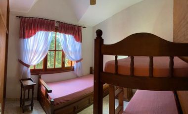 Casa en venta en Barrio San Rafael  de 5 ambientes - Mar De Ajo
