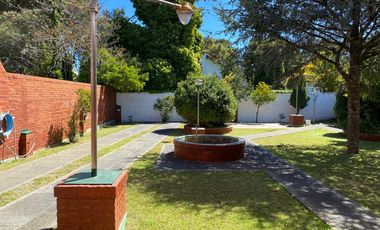 Casa en venta en Barrio San Rafael  de 5 ambientes - Mar De Ajo