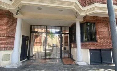 Triplex en venta - 2 Dormitorios 2 Baños - 100Mts2 - Parque Avellaneda