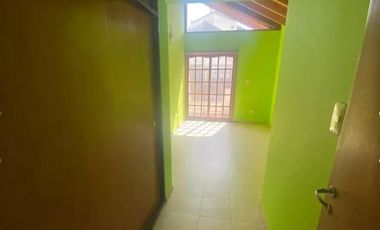 Triplex en venta - 2 Dormitorios 2 Baños - 100Mts2 - Parque Avellaneda