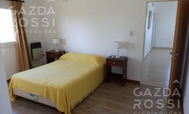 Excelente propiedad estilo moderno con gran parque y piscina en barrio Brickland, Canning.