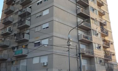 VENTA DEPARTAMENTO 2 AMBIENTES CON BALCÓN