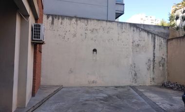 Cochera en Lanús Oeste