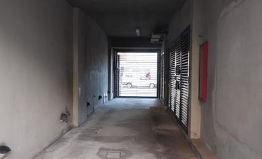 Cochera en Lanús Oeste