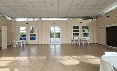 Oficina en Altos de Hudson I