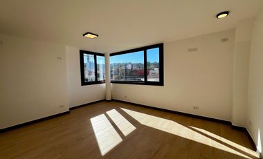 Casa a estrenar en Bajo La Viña