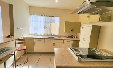 Casa en venta en Condominio Porta Canteras, al poniente de Aguascalientes