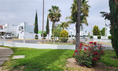 Casa en venta en Condominio Porta Canteras, al poniente de Aguascalientes