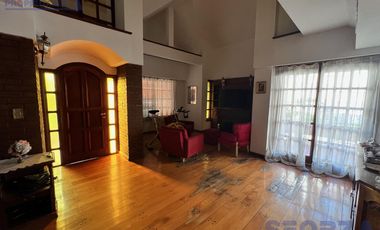 Amplia Casa en venta en san miguel ideal familia numerosa