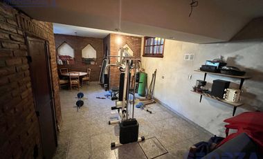 Amplia Casa en venta en san miguel ideal familia numerosa