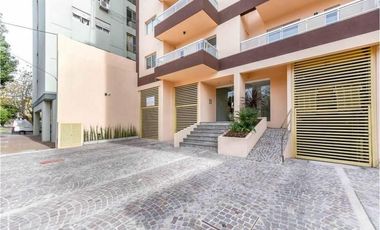 VENTA DEPTO  * R. DE ESCALADA - LANÚS * A 100 MTS AV HTO YRIGOYEN
