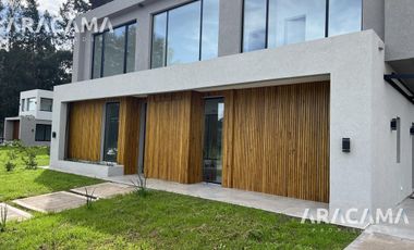 CASA en VENTA en Lares de Canning  - Canning