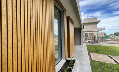 CASA en VENTA en Lares de Canning  - Canning