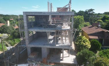 Departamento en pozo a la venta