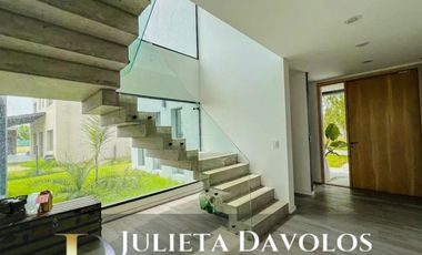 Casa en  Venta /Alquiler 6 Ambientes El Canton Barrio Golf-Escobar-Maschwitz