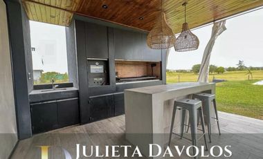 Casa en  Venta /Alquiler 6 Ambientes El Canton Barrio Golf-Escobar-Maschwitz