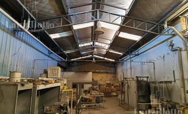 Galpon/Deposito con oficinas y showroom