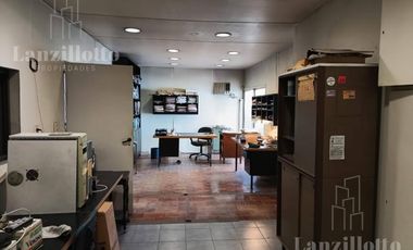 Galpon/Deposito con oficinas y showroom