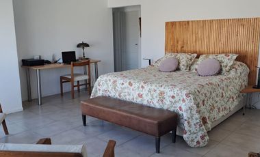 Diciembre - Enero - Febrero - Casa en Alquiler en Santa Barbara