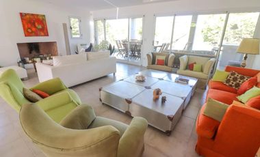 Diciembre - Enero - Febrero - Casa en Alquiler en Santa Barbara
