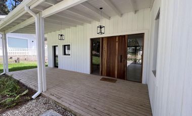 Casa en Alquiler - Barrio Deportivo Lote 380 de Costa Esmeralda - Alquiler temporario - Excelente casa