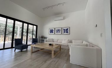 Casa en Alquiler - Barrio Deportivo Lote 380 de Costa Esmeralda - Alquiler temporario - Excelente casa