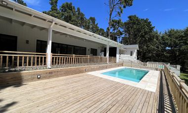 Casa en Alquiler - Barrio Deportivo Lote 380 de Costa Esmeralda - Alquiler temporario - Excelente casa