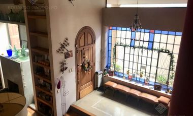 INMEJORABLE PROPIEDAD!!!! Cerca de todo - Vta. Directa