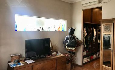 INMEJORABLE PROPIEDAD!!!! Cerca de todo - Vta. Directa