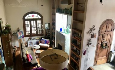 INMEJORABLE PROPIEDAD!!!! Cerca de todo - Vta. Directa