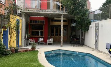 INMEJORABLE PROPIEDAD!!!! Cerca de todo - Vta. Directa