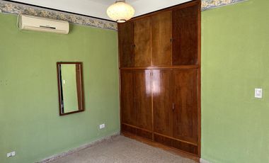 Casa de 3 dormitorios en calle Paysandú.