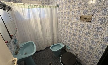 Casa de 3 dormitorios en calle Paysandú.