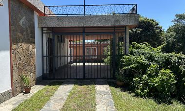 Casa de 3 dormitorios en calle Paysandú.