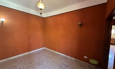 Casa de 3 dormitorios en calle Paysandú.