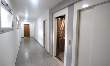 Venta/Financiación Departamento Un Dormitorio Categoria Cochera Opcional. Centro