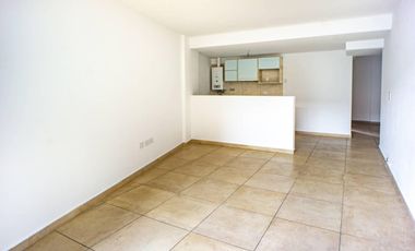 Venta/Financiación Departamento Un Dormitorio Categoria Cochera Opcional. Centro