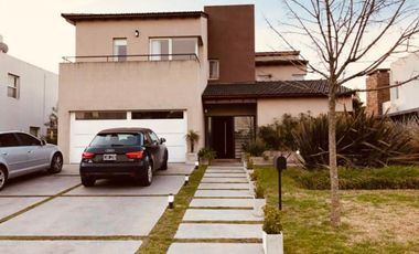 Casa - Los Alisos