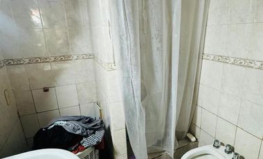 VENTA departamento 2 ambientes amplio en PB