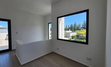 Casa en  venta al lago en Barrio San Matias, Escobar