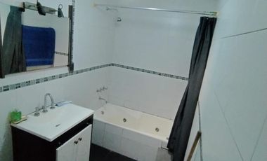 PH en venta - 1 Dormitorio 1 Baño - 80Mts2 - Caseros