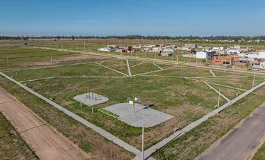 TERRENO DE 250M2 VENTA BARRIO ABIERTO CAPITAN BERMUDEZ SAN LORENZO